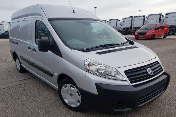 rent-a-van-FIAT-SCUDO-MAXI-thessaloniki (1)